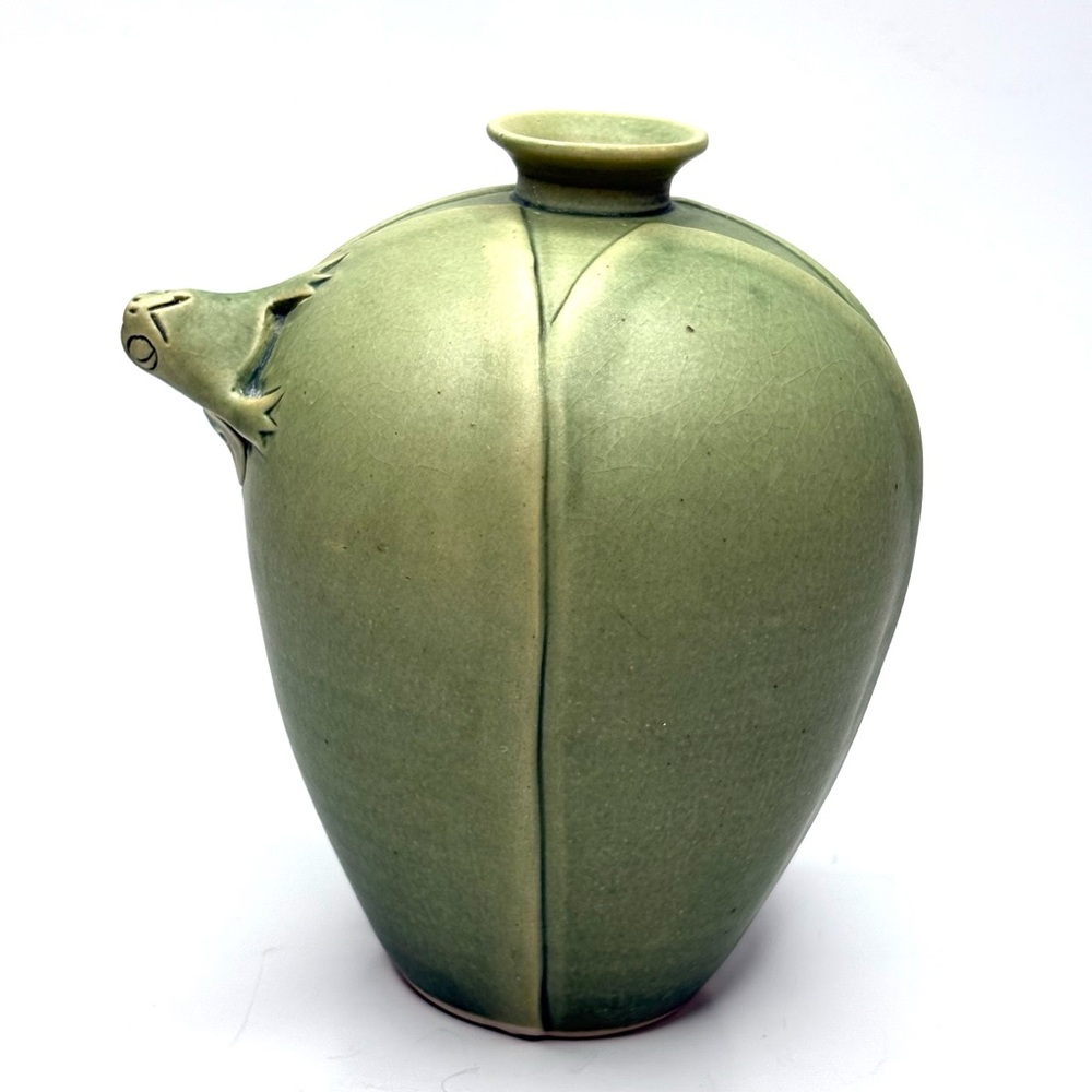 Antique Japanese Frog in Leaves Unsigned Artisan Pottery Vase Green